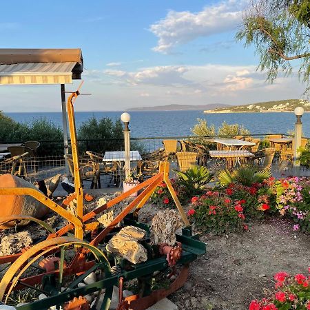 Tayfun Hotel Mordogan Екстериор снимка