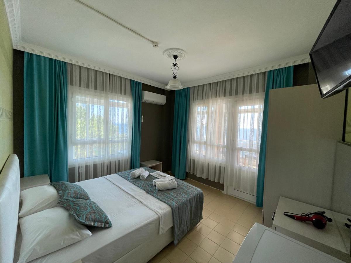 Tayfun Hotel Mordogan Екстериор снимка