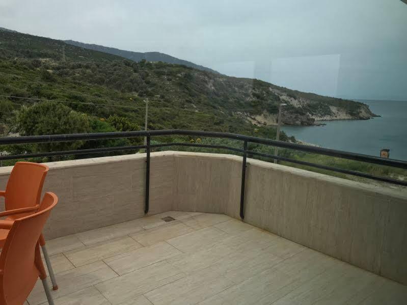 Tayfun Hotel Mordogan Екстериор снимка